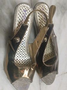 Elegant Metallic Slingback Heels