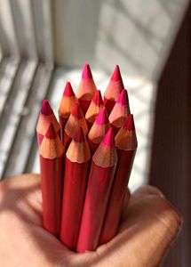 ME-ON Artistry Lip Liner Set