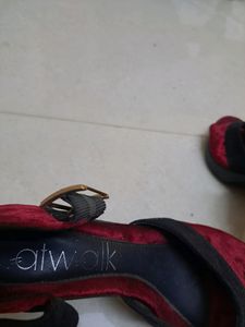 Catwalk Brand Black And Red Block Heels