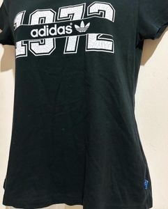 Adidas Tshirt