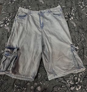 Light Wash Denim Cargo Jorts