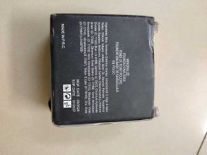 makeup kit ( foundation, primer and loose powder)