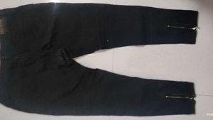 Black Jeans with Zipper Detail