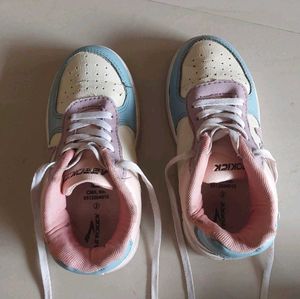 Kids 7-7.5 years Girls Sneakers