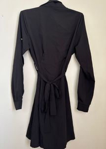 Chic Black Button-Up Shirt Dress with Belt