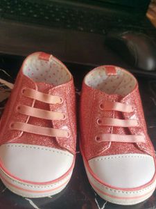 Very Cute Glittering Peach Shoe