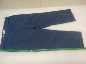 Imported Ann Taylor Capri Pant
