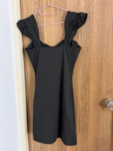 Chic Black Ruched Bodycon Dress