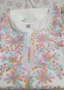 Embroidered White Cotton Kurta