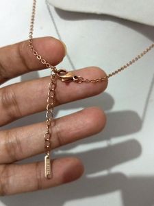 Anti Tarnish New Design Necklace, With White MOP