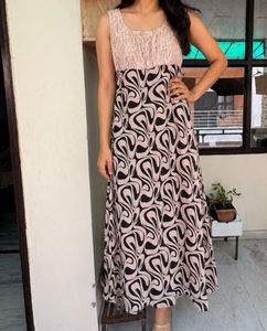 Stylish Maxi Dress with Lace Top