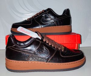 Nike Air Force 1 Embossed