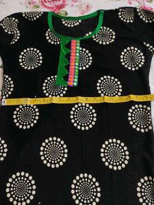 Stylish Black &amp; White Printed Kurta