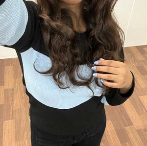 Color Block Crewneck Sweatshirt