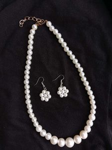 Elegant Pearl Necklace &amp; Earring Set