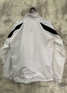 🤶🏻Adidas jacket+ free perfume worth200