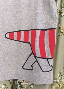UNQLO Gray Cat Graphic T-Shirt