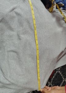 Uniqlo Gray Knit Tee - Short Sleeve
