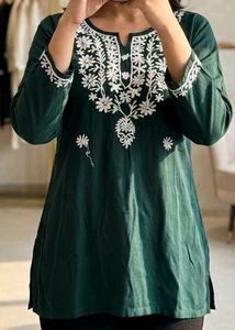 Embroidered Green Cotton Kurta