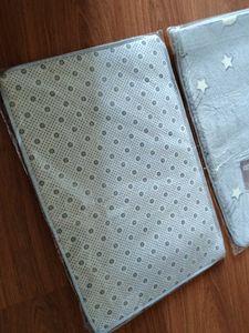 Glow-in-the-Dark Star Mat (set of 2)