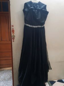 New Beautiful Black Gown