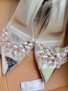 Sparkling Pointed Toe Heels