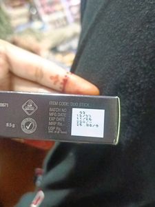 Insight Duo Stick 2-in-1 Conceal &amp; Highlight