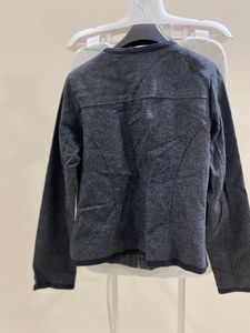 Chic Navy Blue Zip-Up Jacket