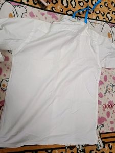 White Full Sleeves Shirt For Men In L Size