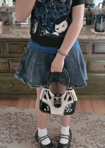Chic Black &amp; White Shoulder Bag