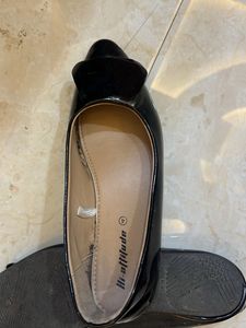 Classic Black Ballet Flats