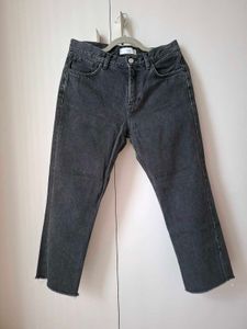 MANGO Black Straight Fit Cropped Jeans| Size 30