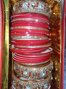 red wedding bangle set ❣️ brand new with box