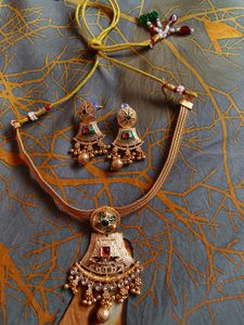 Rajwadi Kundan Necklace Set