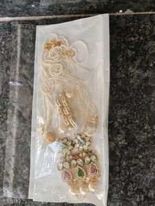 jewellery set