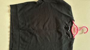 Zara Black Crewneck Sweatshirt