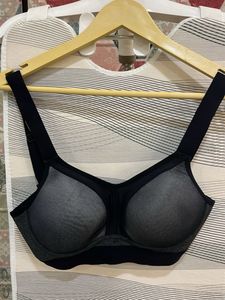 Comfortable Sports Bra size S