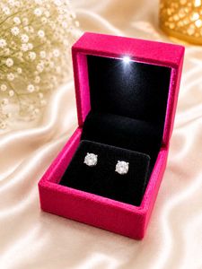Velvet Box for studs/earring