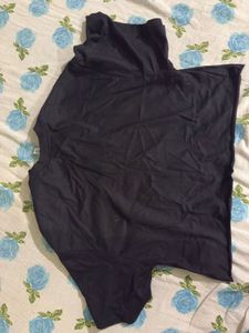 Black shoulder drop crop t-shirt