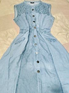🎀 Blue Denim Button-Up Dress 😍