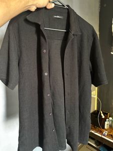 Men's Black Textured Short Sleeve Shirt