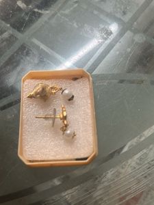 Gold Tone Earrings with Pearls