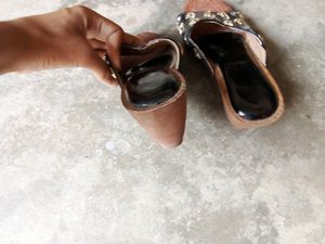 Black Stone slipper