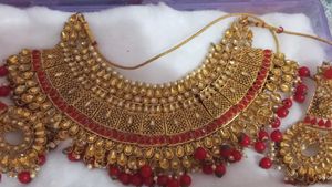 Elegant Gold &amp; Red Kundan Necklace Set