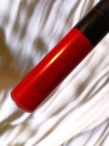 ( NEW UNUSED ) MAYBELLINE LIPSTICK