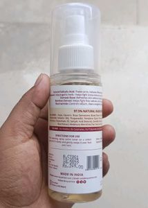 Carmesi Pore-Clarifying Toner for Hormonal Acne