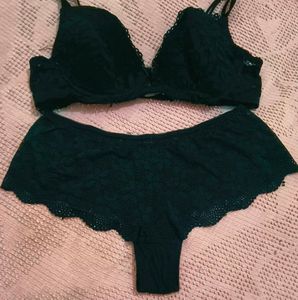 Very Sexy And Beautiful Net Bra With Penty