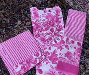 Pink Floral Kurta Set - 38 Size