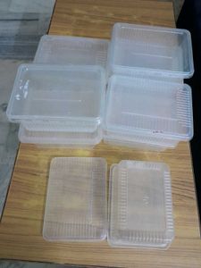 Plastic Storage Containers And Spoons