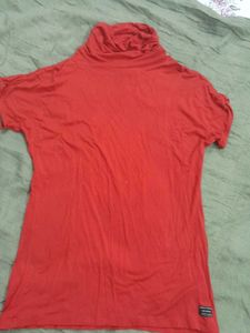 Red Turtleneck Short Sleeve Top